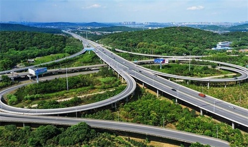 岭东钢筋套筒应用于高速公路